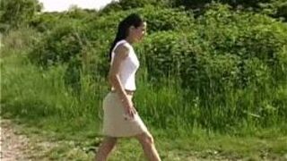 Sexy Outdoor Girl porn video